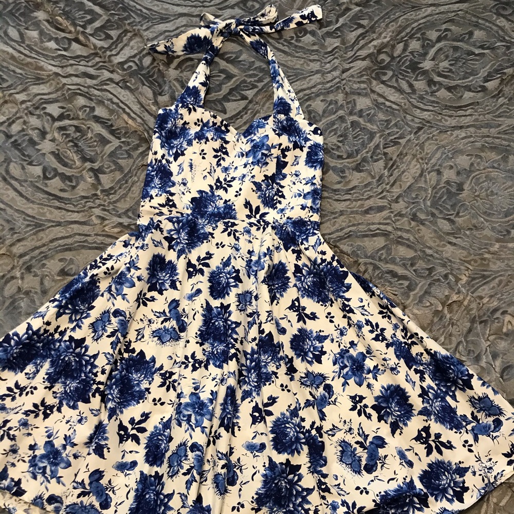 Vintage flower dress size small